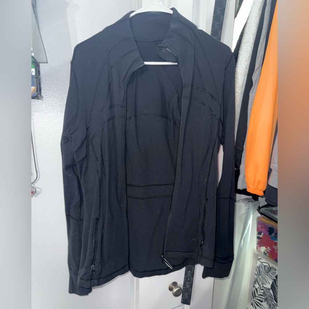 Lululemon define jacket size 10